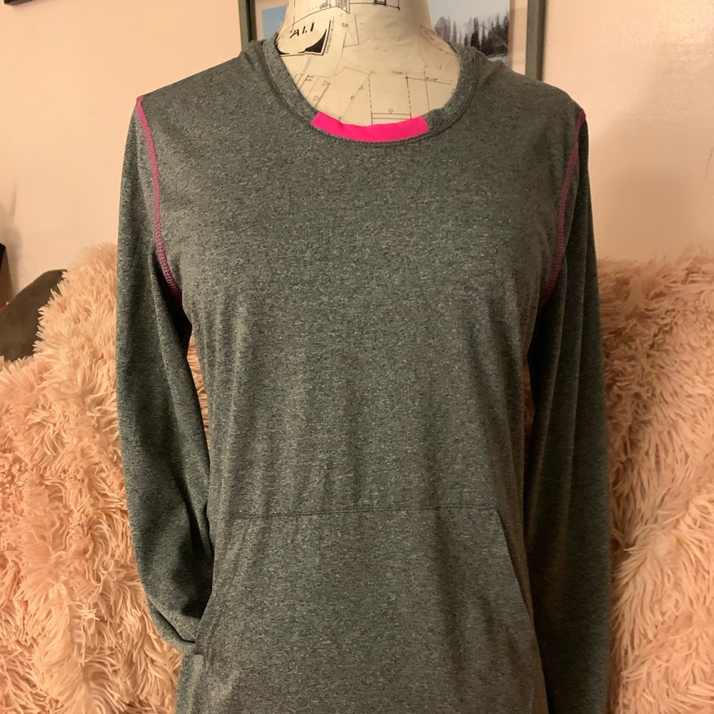 “Sports Essential” Sports Wear W/Hooded Pullover   Size S